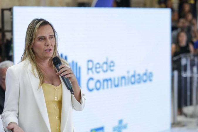 Celina Leão no lançamento do projeto Rede Comunidade, do GDF -  (crédito: Renato Alves/Agência Brasília)
