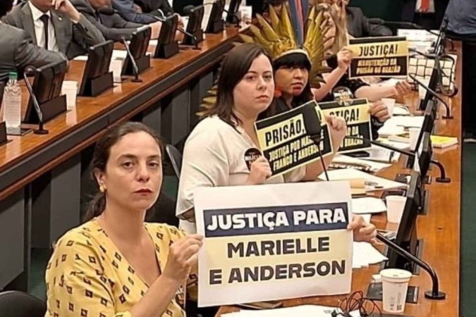 Deputadas da bancada do PSol durante sessão da CCJ, que decide sobre manutenção da prisão de Chiquinho Brazão -  (crédito: Evandro Éboli/CB/DA.Press)
