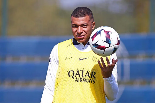 Mbappé -  (crédito: Foto: E. Renard/PSG)