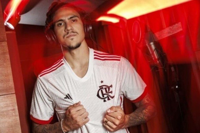 Flamengo celebrou título carioca no domingo com a nova camisa -  (crédito: Foto: Divulgação/Adidas)