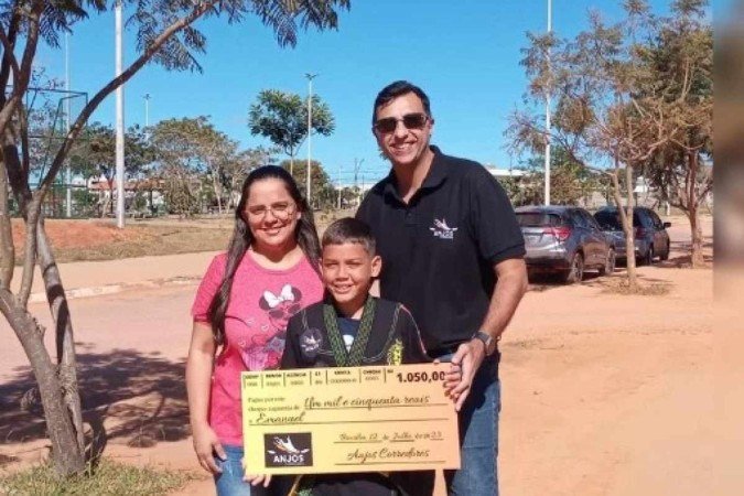 O atleta-mirim Emanuel Enzo recebeu e dos Anjos Corredores para competir no Rio de Janeiro - (crédito: Divulgação/Anjos Corredores) O atleta-mirim Emanuel Enzo recebeu e dos Anjos Corredores para competir no Rio de Janeiro - (crédito: Divulgação/Anjos Corredores)