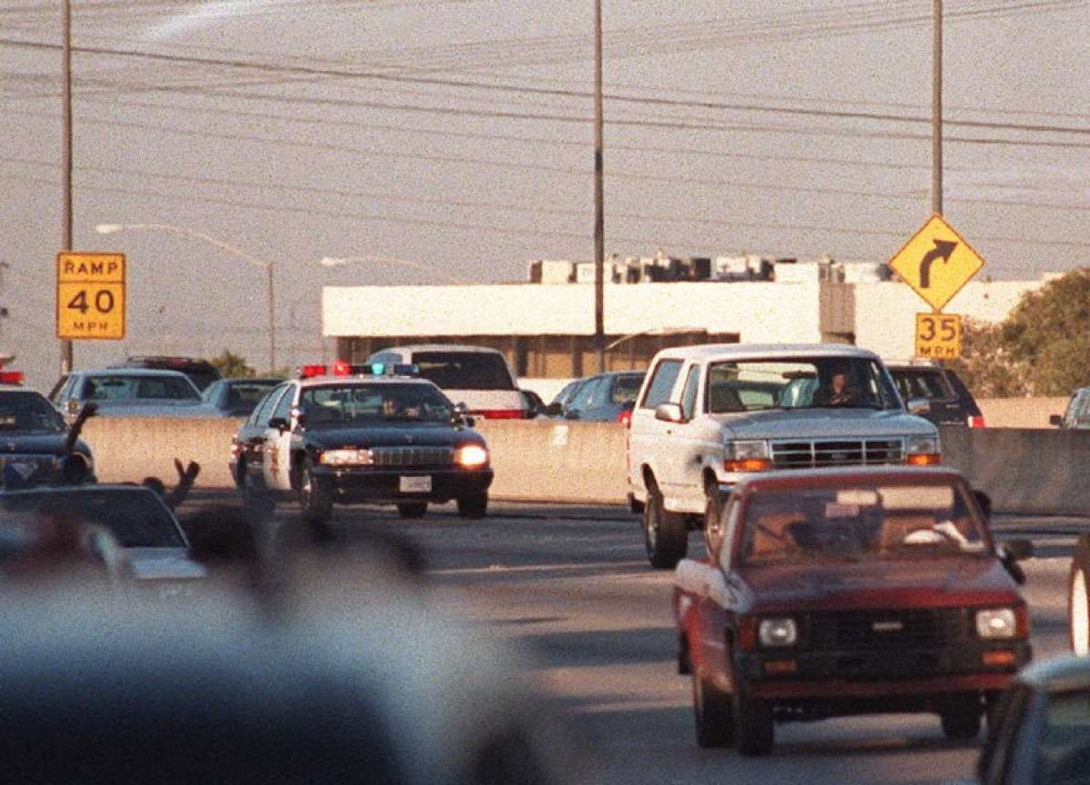 O.J. e o Ford Bronco branco: a perseguição policial mais famosa do mundo