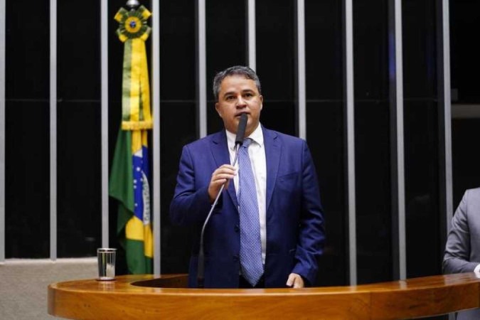 O relator da PEC, Efraim Filho (União-PB), avaliou que a audiência prevista para a segunda (15) será uma ocasião importante -  (crédito: Pablo Valadares/Câmara dos Deputados)