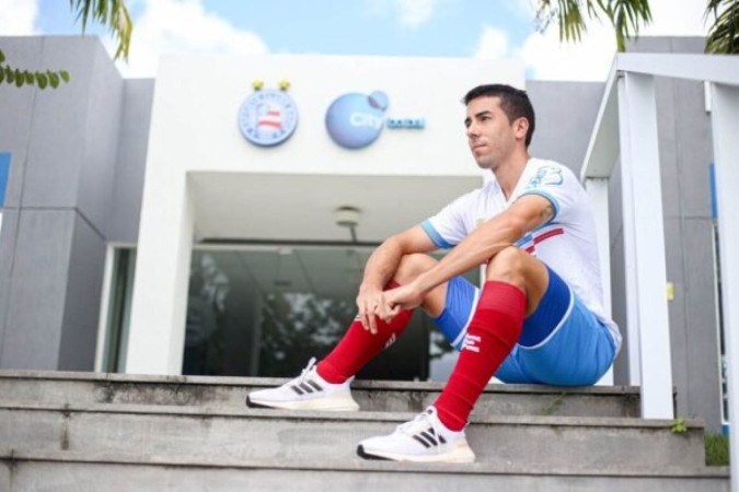 Carlos De Pena é o novo reforço do Esquadrão de Aço -  (crédito: Foto: Divulgação/Bahia)