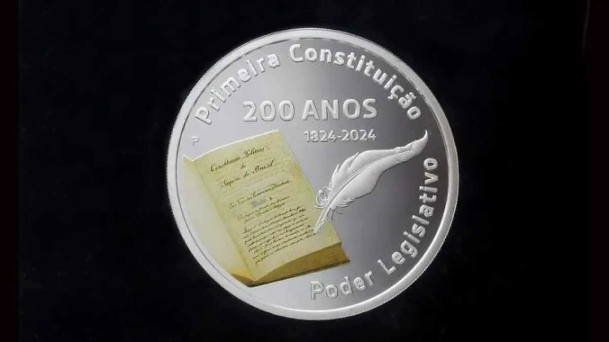 Moeda comemorativa dos 200 anos da primeira constituição 