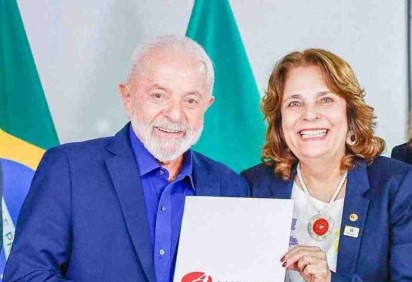 Lula e a reitora Márcia Abrahão se encontraram nesta quinta-feira (11) para debater sobre as universidades federais -  (crédito: Ricardo Stuckert/Presidência)