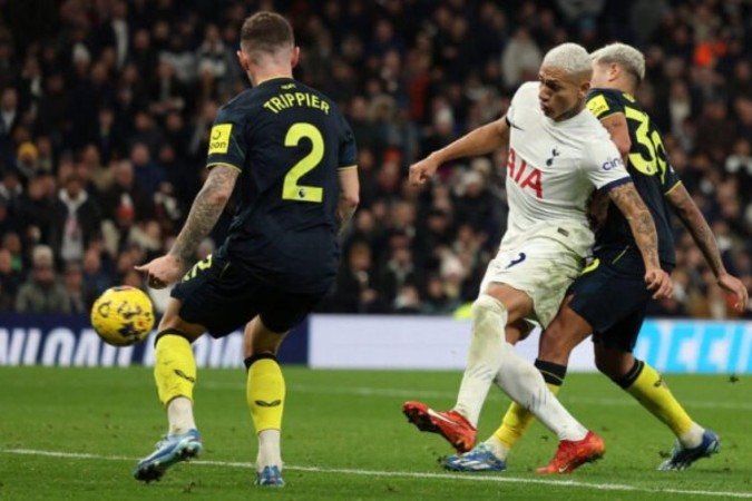 Newcastle mira a Europa League nesta reta final do Inglês  -  (crédito: Foto: Andy Buchanan/AFP via Getty Images)