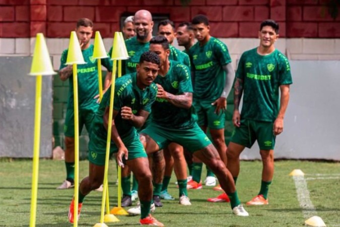 Fernando Diniz esboça escalação do Fluminense para estreia no Brasileiro -  (crédito: Foto: MARCELO GONÇALVES / FLUMINENSE F.C.)