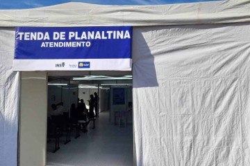 Tenda de hidratação foi inaugurada em Planaltina na manhã deste domingo (14/4) -  (crédito: Letícia Mouhamad/CB/D.A Press)