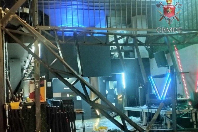 Acidente em bar deixa 11 feridos no DF - (crédito: CBM/DF ) Acidente em bar deixa 11 feridos no DF - (crédito: CBM/DF )
