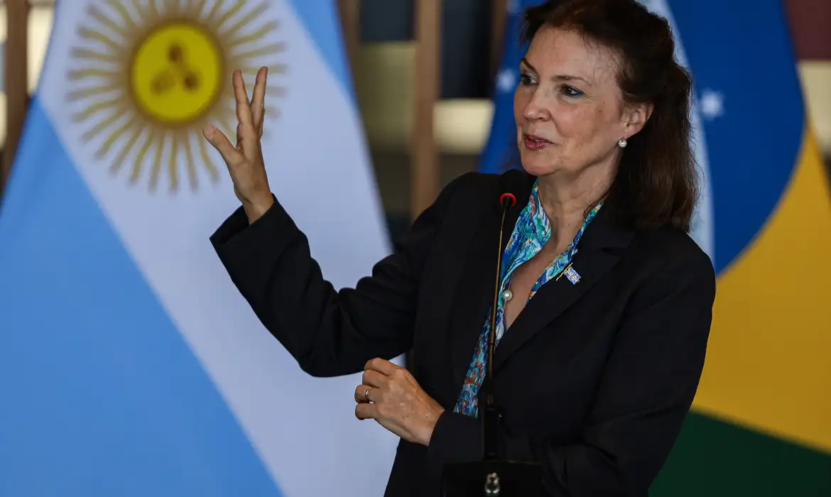 Chanceler argentina nega interferência na questão entre Brasil e o X -  (crédito: EBC)