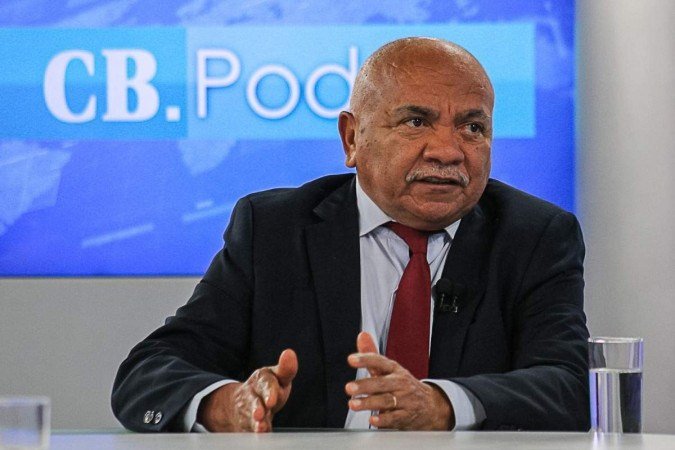  15/04/2024 Crédito: Kayo Magalhães/CB/D.A Press. CB.Poder entrevista o deputado Chico Vigilante (PT). Na bancada: Carlos Alexandre de Souza e Victor Corrêa.