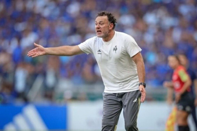 António Oliveira reclamou bastante da arbitragem  -  (crédito: Foto: Rodrigo Coca/Agência Corinthians)