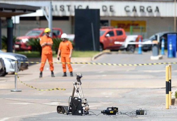  16/04/2024 Credito: Ed Alves/CB/DA.Press. Cidades. Suspeita de bomba no Aeroporto de Brasília.