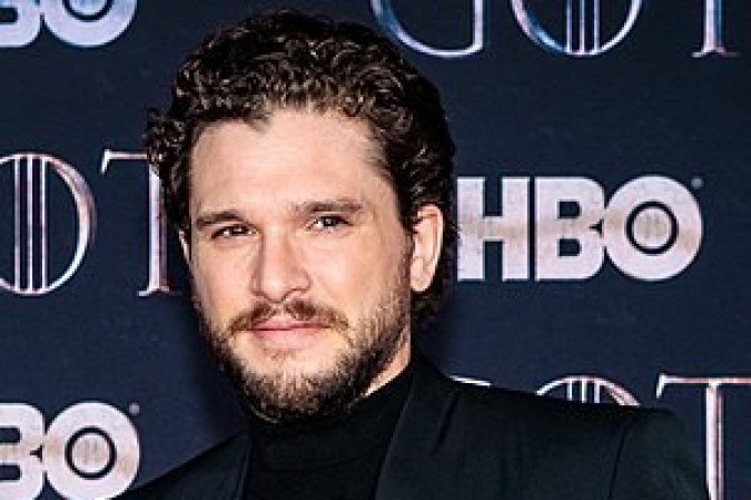 Kit Harington, ator lançado à fama por seu papel como Jon Snow em Game Of Thrones -  (crédito: Sachyn wikimedia commons )