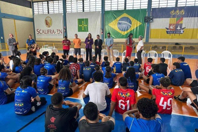 Senadora e ex-atletas criticaram a atitude de instituição particular de alto padrão, na semana ada - (crédito: Divulgação) Senadora e ex-atletas criticaram a atitude de instituição particular de alto padrão, na semana ada - (crédito: Divulgação)