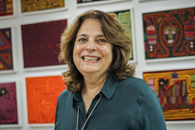 Márcia Abrahão celebra conquistas da UnB nestes 62 anos de existência