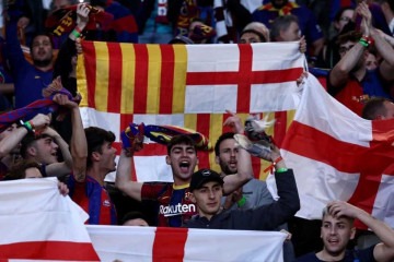 O clube catalão também ficará proibido de vender ingressos -  (crédito: Anne-Christine POUJOULAT | AFP)