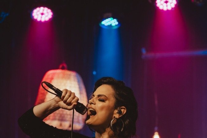 Daniela Firme lidera a banda brasiliense Rock Beats