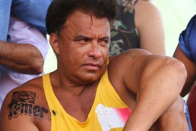 Ex-deputado Wladimir fez tatuagem temporária em homenagem ao ex-presidente Michel Temer