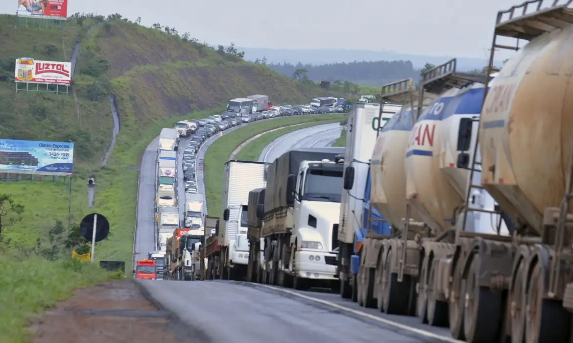 Rodovias federais terão pontos de descanso para motoristas -  (crédito: EBC)