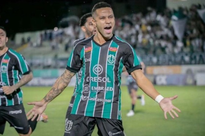 Serginho é formado na base do Santos -  (crédito: Foto: Bruno Araújo/Maringá FC)