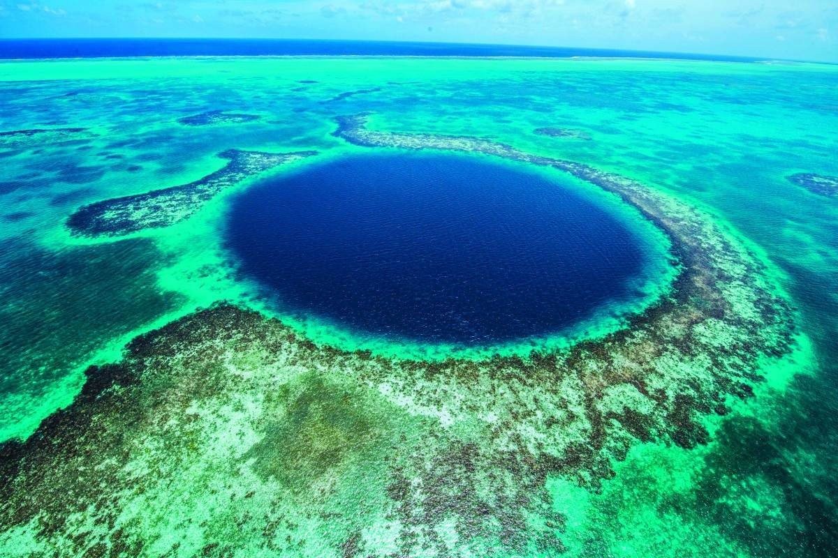 'The great blue hole', no distrito de Belize