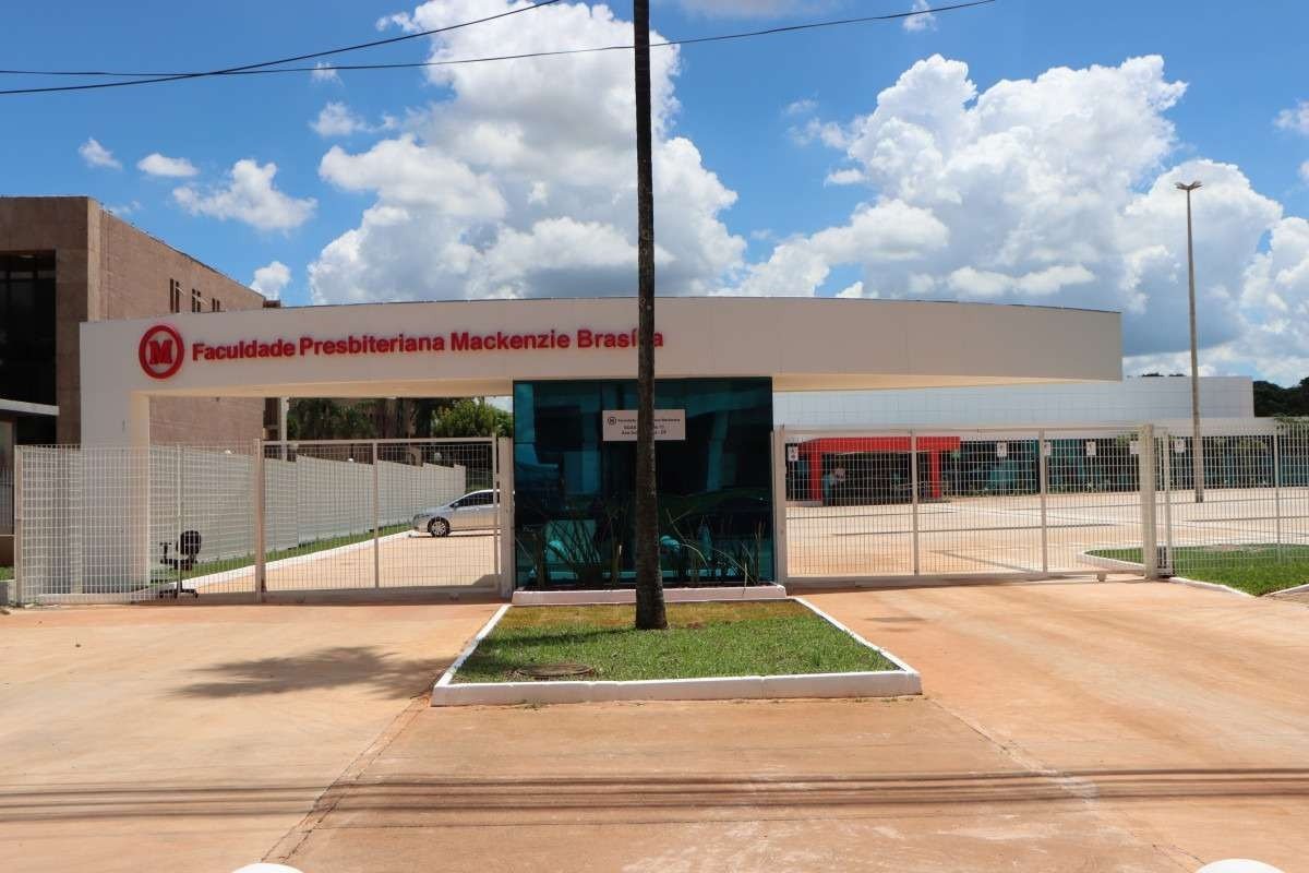 A faculdade une a sua força e tradição para se estabelecer como uma parte intrínseca da identidade do DF A faculdade busca unir a sua força e tradição para se estabelecer como uma parte intrínseca da identidade do DF