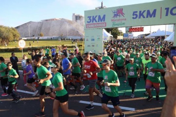 Mais de 5 mil atletas participaram na maratona, na edição de 2024 -  (crédito: Luís Tajes/CB/D.A.Press)