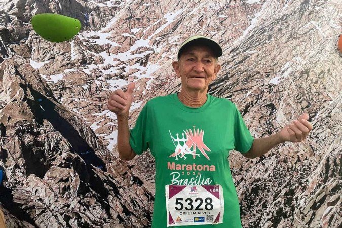 Ofélia Alves Gomides, 76, veio para a capital somente para participar do percurso de 5km - (crédito: Giulia Luchetta) Ofélia Alves Gomides, 76, veio para a capital somente para participar do percurso de 5km - (crédito: Giulia Luchetta)