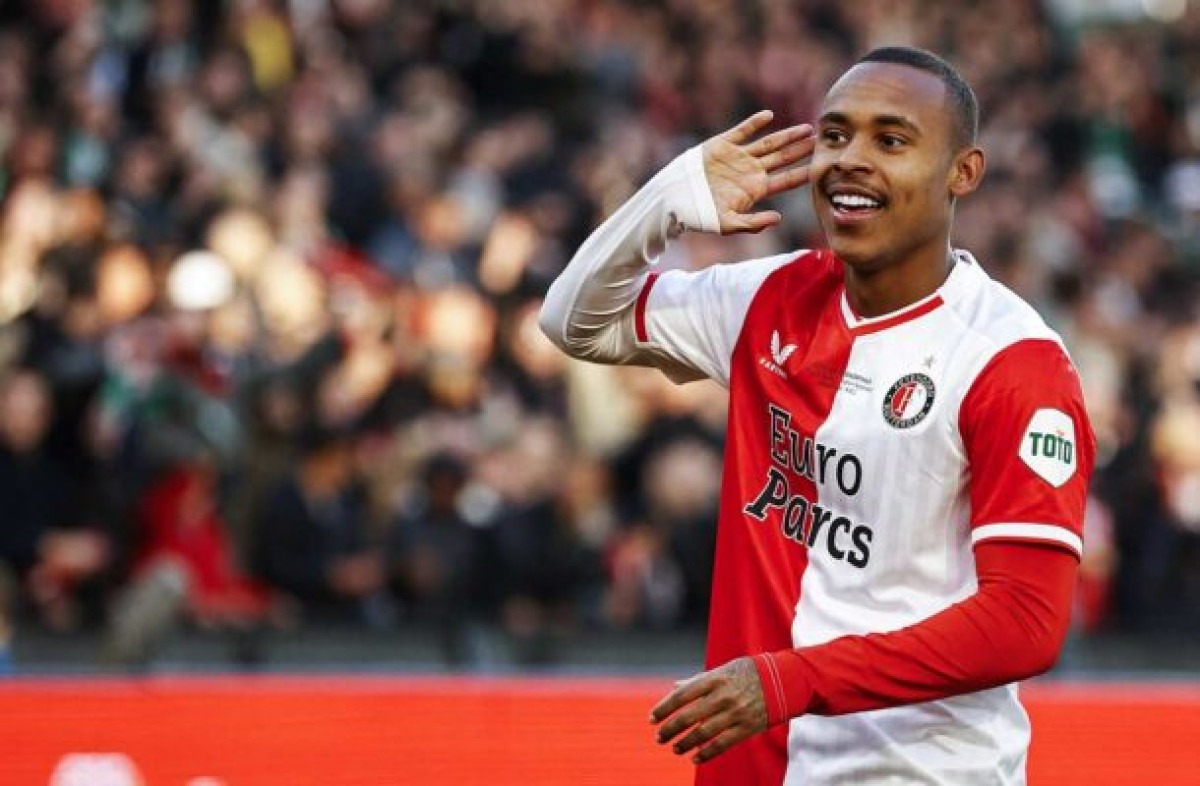 Com gol de brasileiro, Feyenoord vence a Copa da Holanda