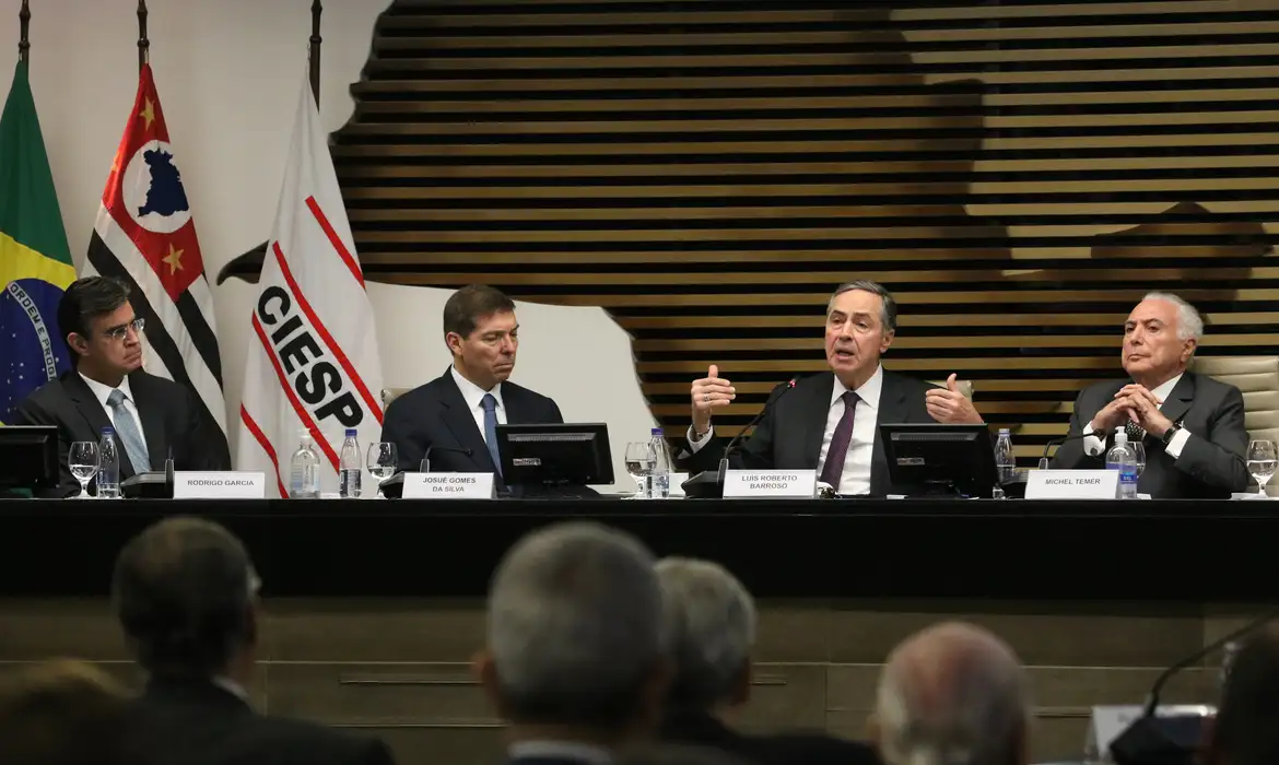 Barroso diz que legalização de drogas leves é tendência mundial -  (crédito: EBC)