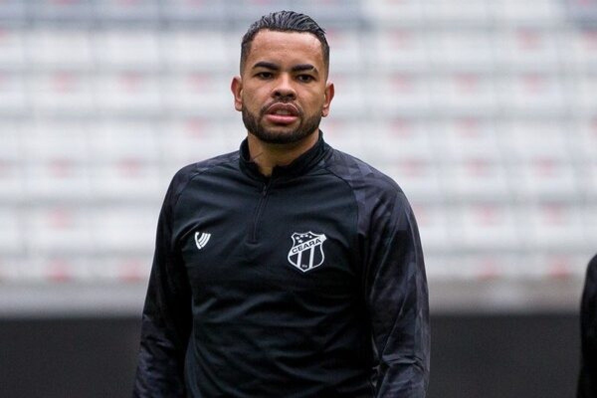 Ex-Corinthians, Dentinho vai jogar a Série B pelo Amazonas