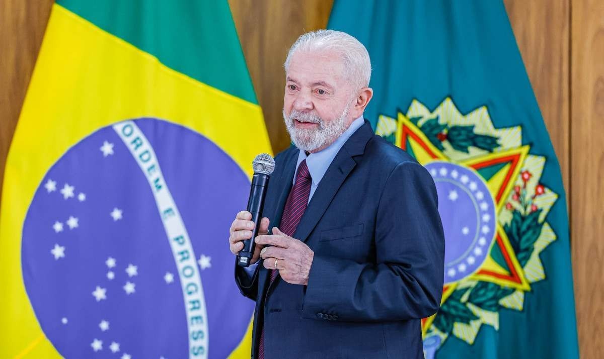 Lula propõe suspensão de dívidas do RS com a União por três anos