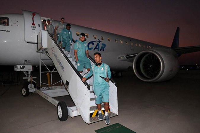  Diretoria, Comiss..o t..cnica, atletas e staff da SE Palmeiras, durante viagem inaugural do avi..o da empresa Placar. (Foto: Cesar Greco/Palmeiras/by Canon)
     -  (crédito:  CESAR GRECO)