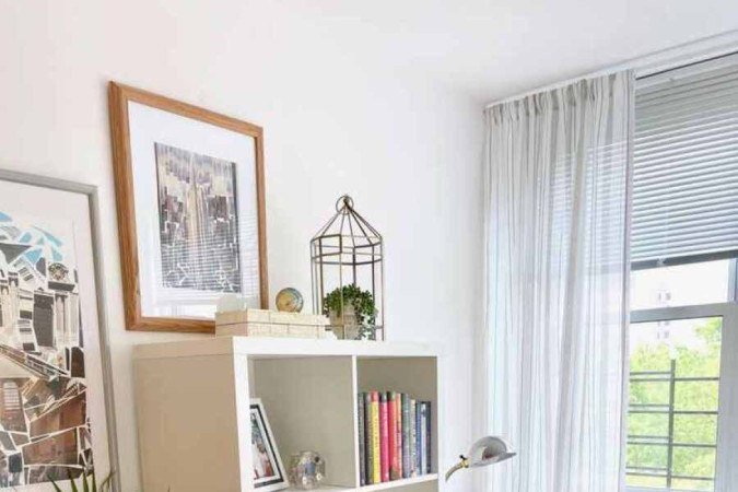 Em um cantinho da leitura, a poltrona deve ser posicionada próxima às fontes de luz, sejam naturais, sejam artificiais 