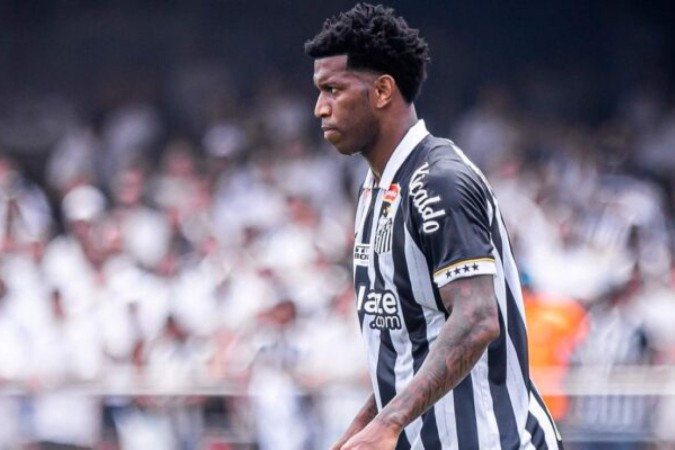 Gil é o segundo zagueiro com mais minutos nos últimos 365 dias -  (crédito: Foto: Raul Baretta/ Santos FC.)