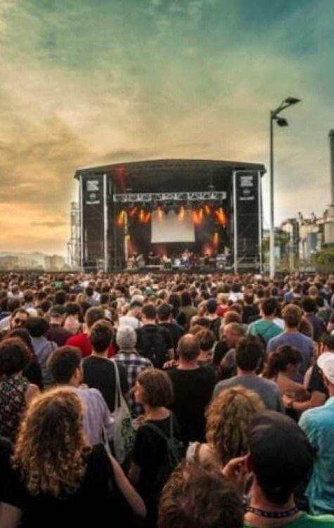 O festival ocorre desde 2001 e já é uma tradição na Europa -  (crédito: Reprodução)