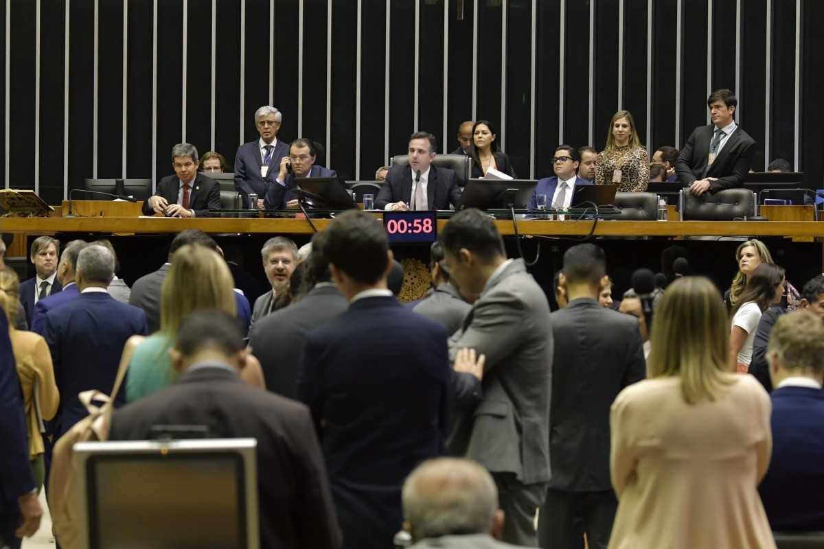 Governo busca adiar sessão de vetos do Congresso nesta quarta-feira