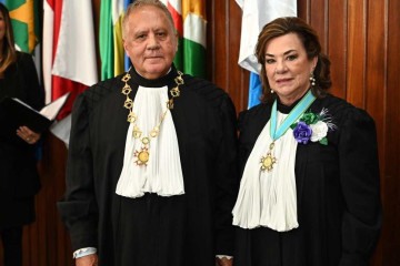 O presidente João Batista Moreira e a vice Gilda Sigmaringa Seixas -  (crédito:  TRF/Divulgação)