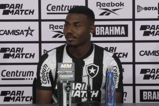 Cuiabano chega com moral no Botafogo  -  (crédito: Foto: Reprodução Youtube canal Botafogo TV)