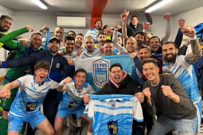 Hadson celebra classificação à final da Copa da Andorra - (crédito: Foto: Reprodução de vídeo do Instagram @hadsonnery_oficial) Hadson celebra classificação à final da Copa da Andorra - (crédito: Foto: Reprodução de vídeo do Instagram @hadsonnery_oficial)