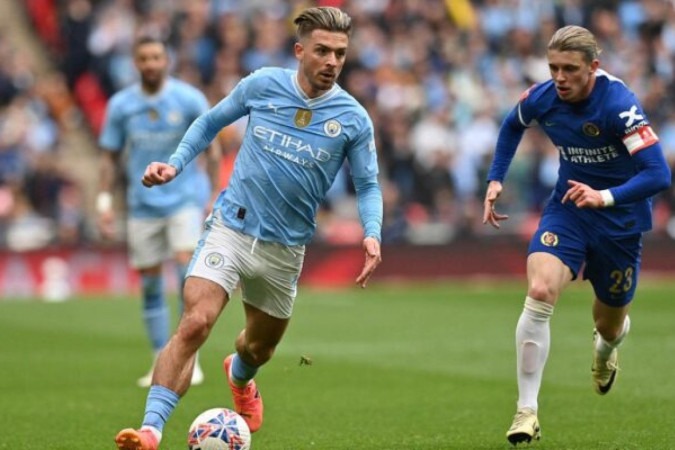 Jack Grealish é um dos alvos do Atlético de Madrid para a próxima temporada -  (crédito: Foto: Glyn Kirk/AFP via Getty Images)