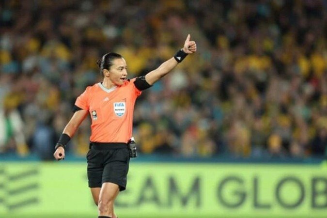 Arbitragem de Internacional x Atlético-GO será 100% feminina -  (crédito: Foto: Mark Metcalfe/FIFA)