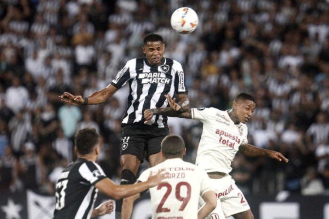 Júnior Santos é dono da equipe, dentro das quatro linhas  -  (crédito: Foto: Vítor Silva/Botafogo)