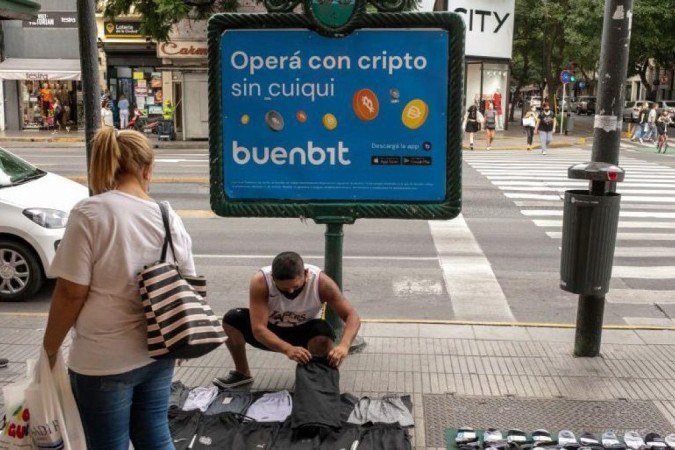 Estima-se que o número de contas de criptomoedas já seja semelhante ao do mercado tradicional de ações e títulos -  (crédito: Getty Images)