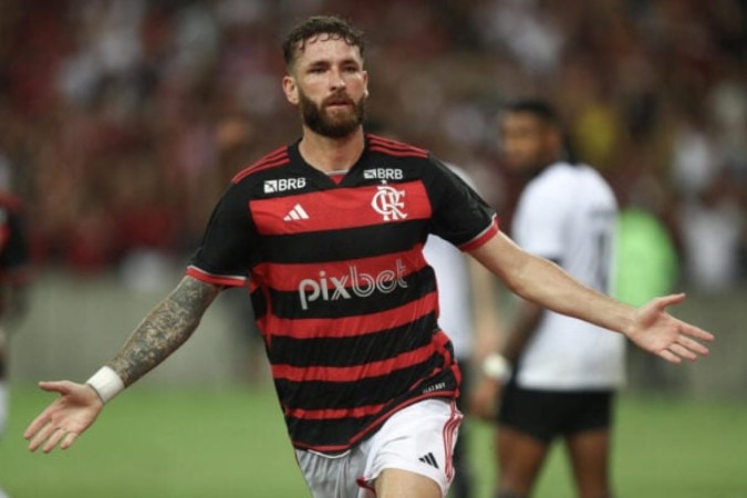 Léo Pereira comemorando um gol pelo Flamengo -  (crédito: Foto: Gilvan de Souza/CRF)