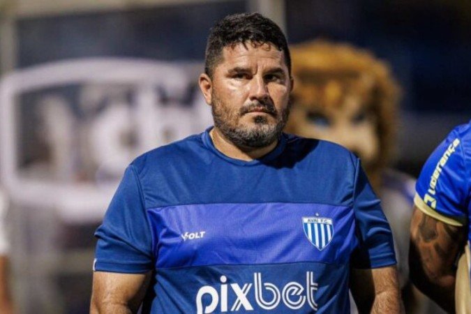 Eduardo Barroca estava em segunda passagem pelo Avaí -  (crédito: Foto: Fabiano Rateke/Avaí)