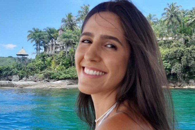 Por ter ficado um longo período em parada cardiorrespiratória, Larissa teve sequelas cerebrais - (crédito: Arquivo Pessoal/Material cedido ao Correio) Por ter ficado um longo período em parada cardiorrespiratória, Larissa teve sequelas cerebrais - (crédito: Arquivo Pessoal/Material cedido ao Correio)