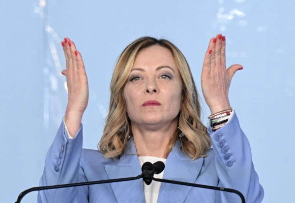  AFP